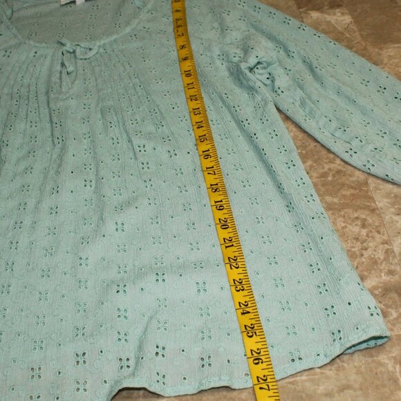 New Directions Polished Women's Teal Eyelet Top Medium Rayon Cotton Ruffle Trim - Picture 3 of 9